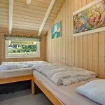 3 Bedroom Beautiful In Сasa de vacaciones Hejls