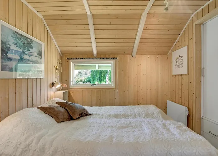 Semesterbostad 3 Bedroom Beautiful In Hejls